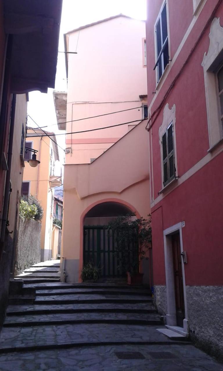 Il Nido Delle Taccole Apartman Fezzano  Kültér fotó